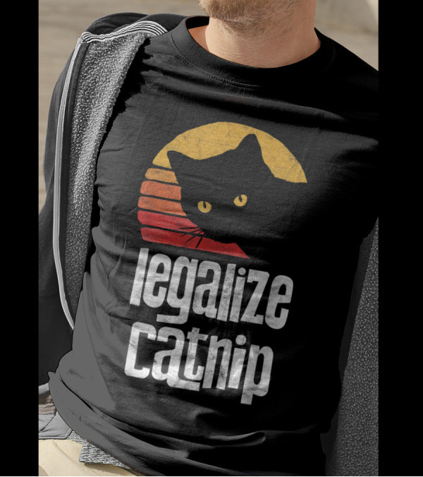 Legalize Catnip Vintage 80's Style Black Cat Silhouette Retro Sunset Look T-Shirt