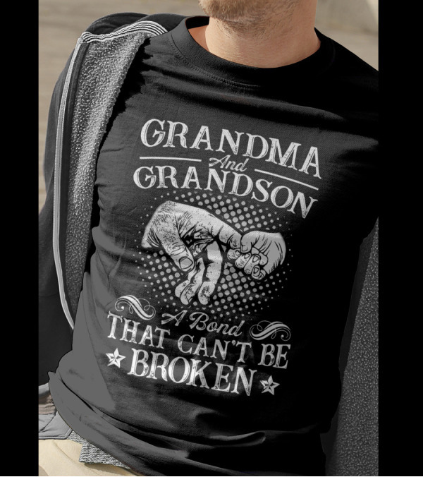 Grandma And Grandson A Bond That Can't Be Broken Hand Holding Connection T-Shirt