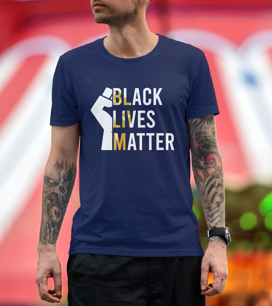 BLACK LIVES MATTER Raised Fist Icon T-Shirt