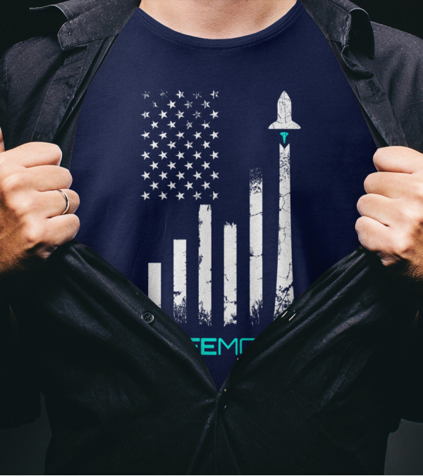 Safemoon Crypto Coin Cryptocurrency To The Moon Blockchain American Flag Rocket Launch T-Shirt
