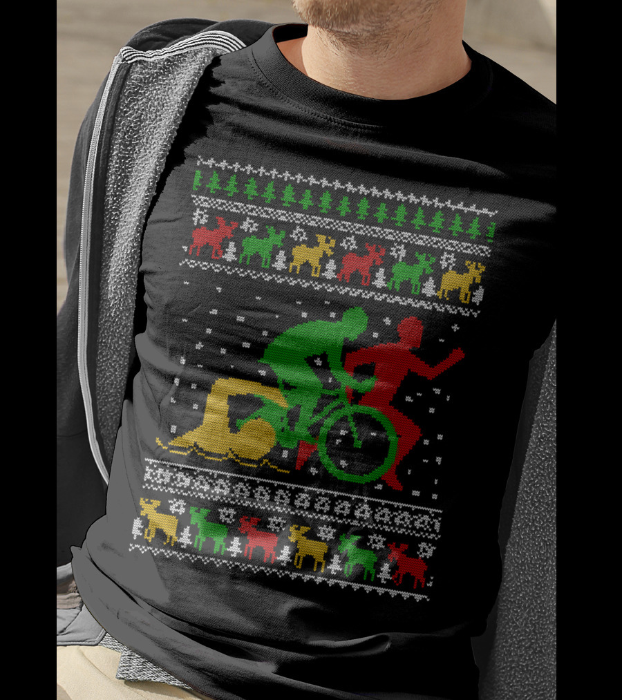 Merry Christmas Triathlon Ugly Sweater Swim Bike Run Festive Reindeer Holiday T-Shirt