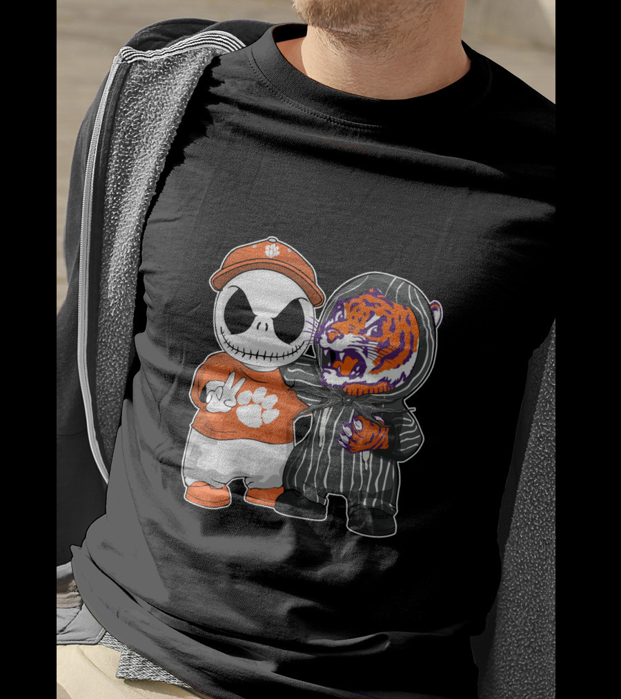 Jack Skellington Clemson Tigers Fan With Tiger Mascot Hugging T-Shirt