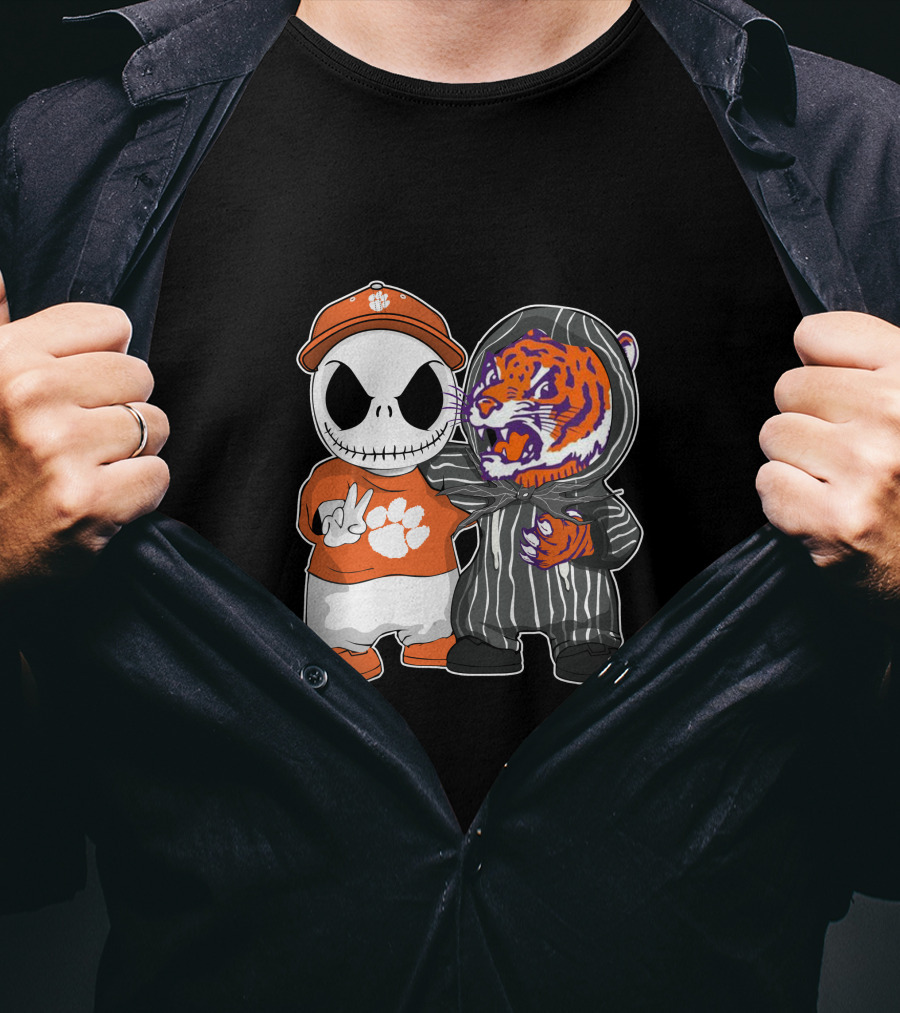 Jack Skellington Clemson Tigers Fan With Tiger Mascot Hugging T-Shirt