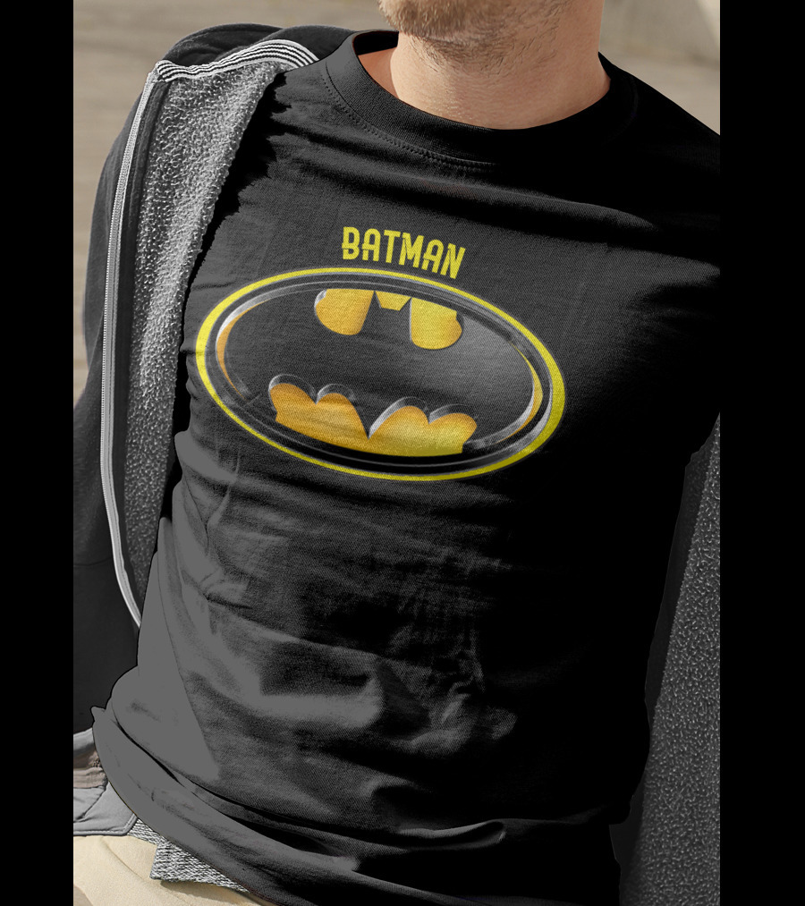 BATMAN Bat Symbol Icon Oval Emblem T-Shirt
