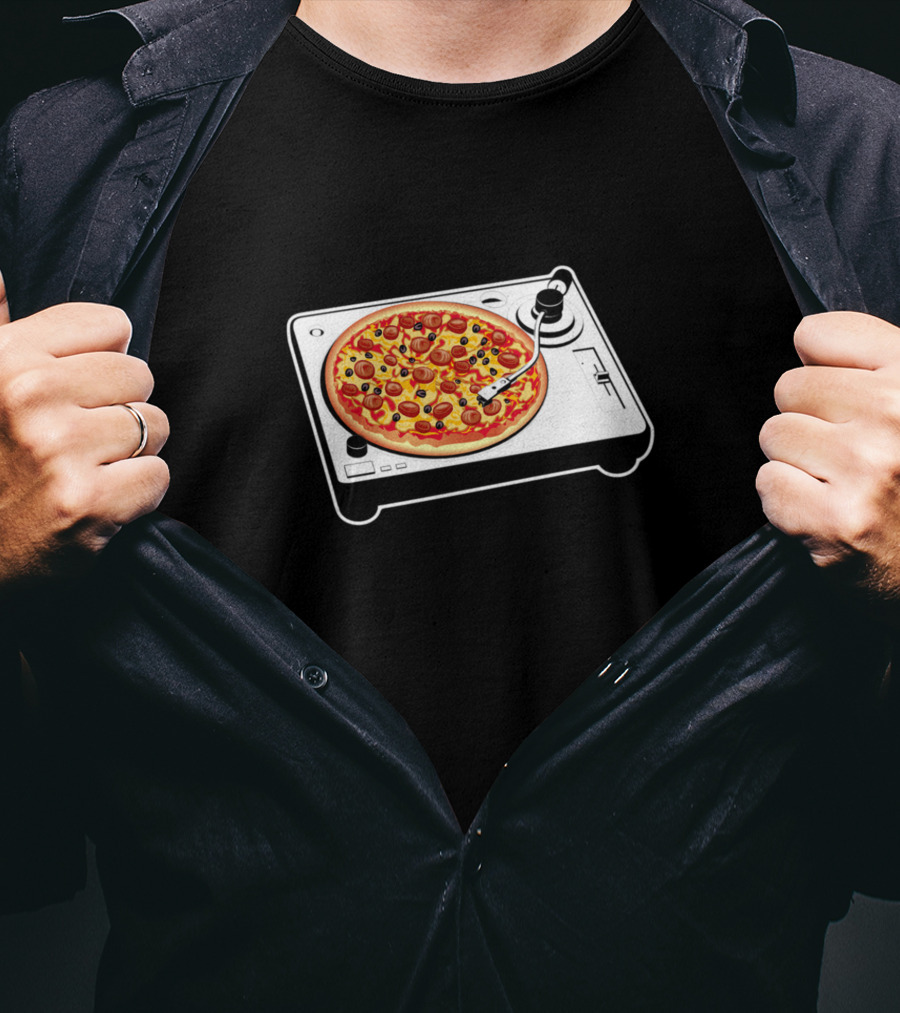 Pizza Turntable DJ Plate T-Shirt