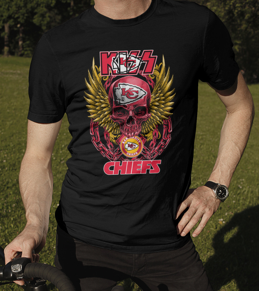 KISS Kansas City Chiefs Winged Skull And Chains T-Shirt