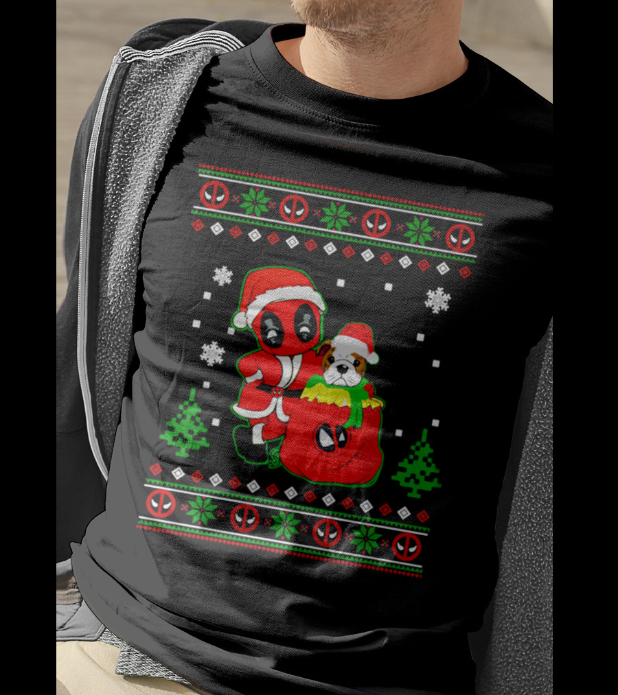 Deadpool Bulldog Christmas Santa Ugly Sweater Snowflakes Trees T-Shirt