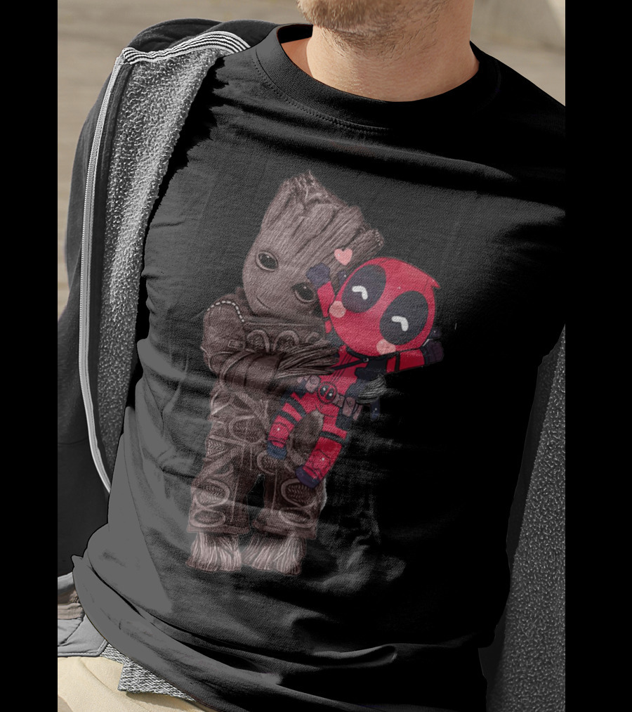 Groot Hugging Chibi Deadpool With Hearts T-Shirt