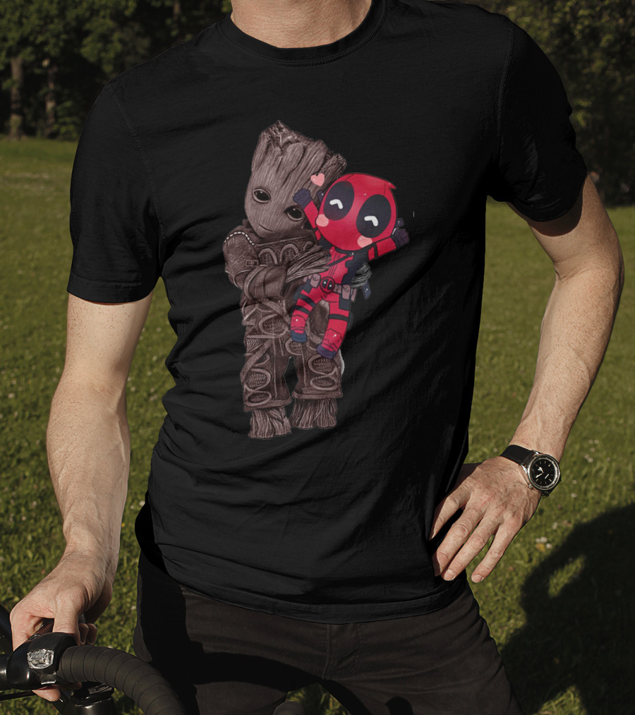 Groot Hugging Chibi Deadpool With Hearts T-Shirt