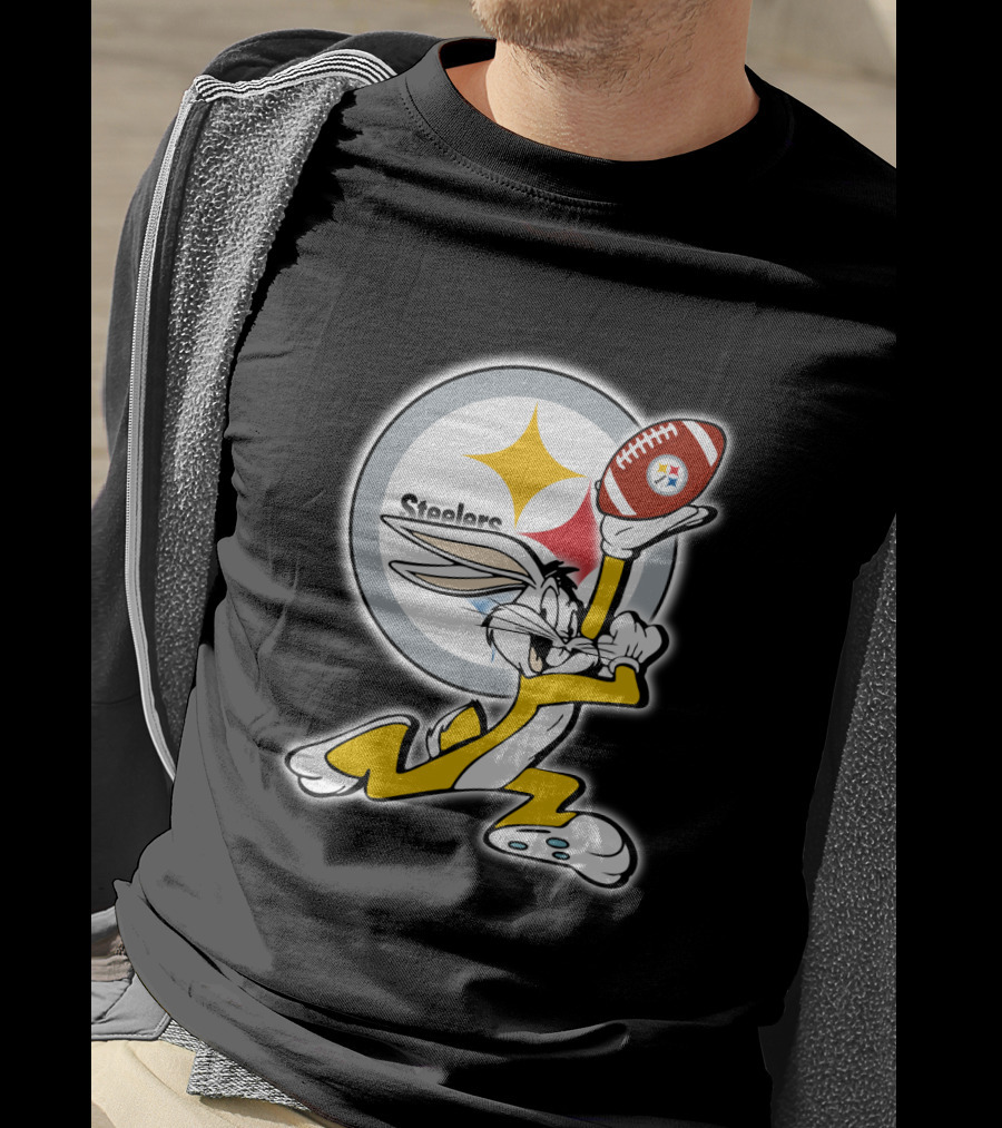 Pittsburgh Steelers Bugs Bunny Football T-Shirt
