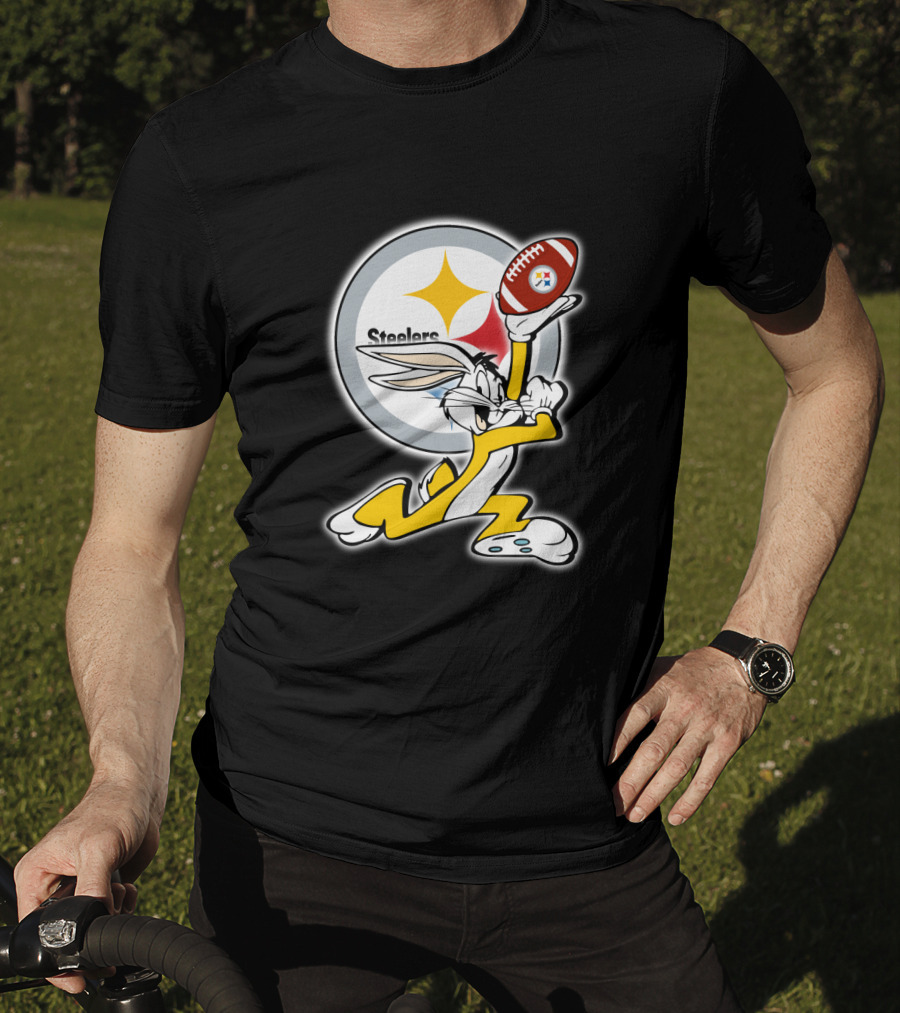 Pittsburgh Steelers Bugs Bunny Football T-Shirt