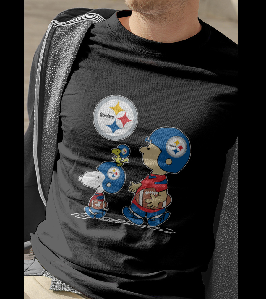 Pittsburgh Steelers Helmet Characters Football Woodstock T-Shirt