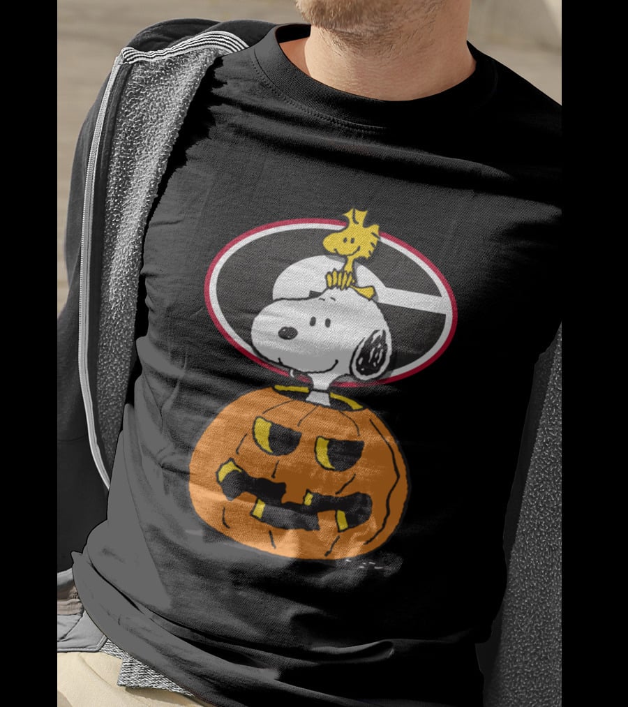 Georgia Bulldogs Football Halloween Snoopy And Woodstock T-Shirt