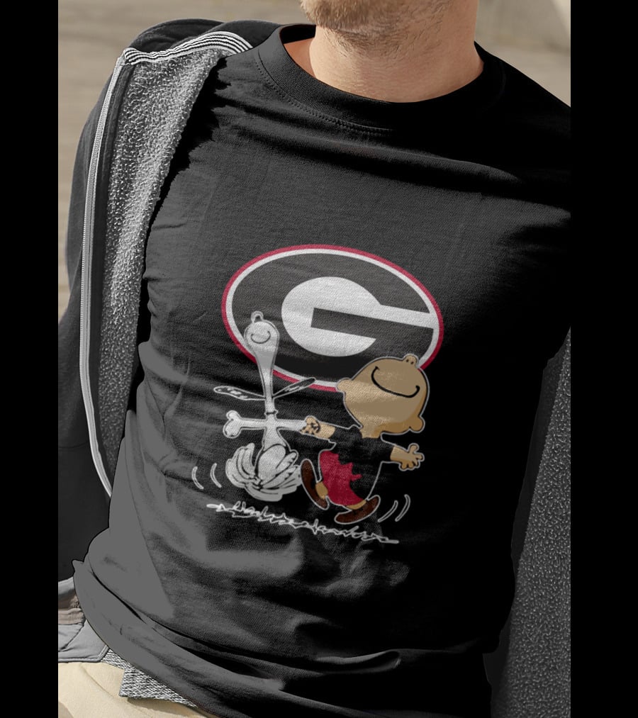 Georgia Bulldogs Football Peanuts Characters Dancing T-Shirt