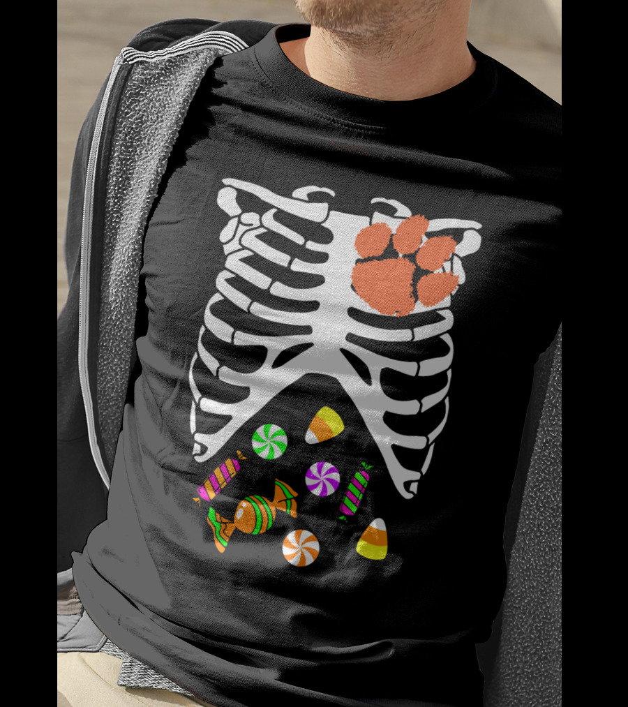 Clemson Tigers Halloween Candy Skeleton Paw Print T-Shirt