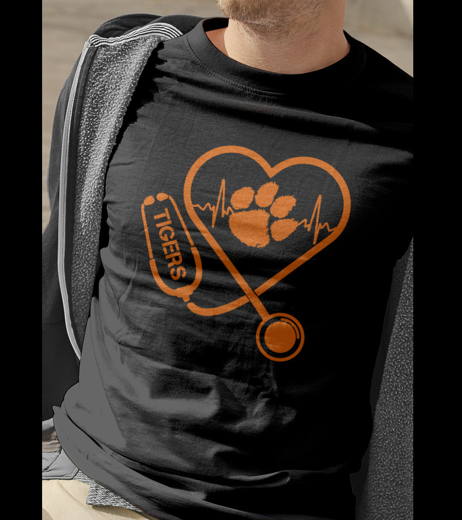 Clemson Tigers Heartbeat Stethoscope Paw Print T-Shirt