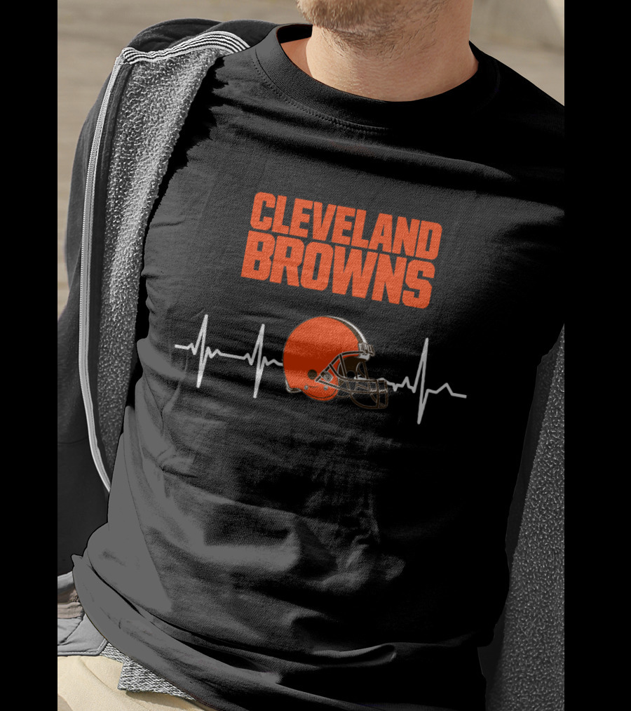 Cleveland Browns Heartbeat Helmet T-Shirt