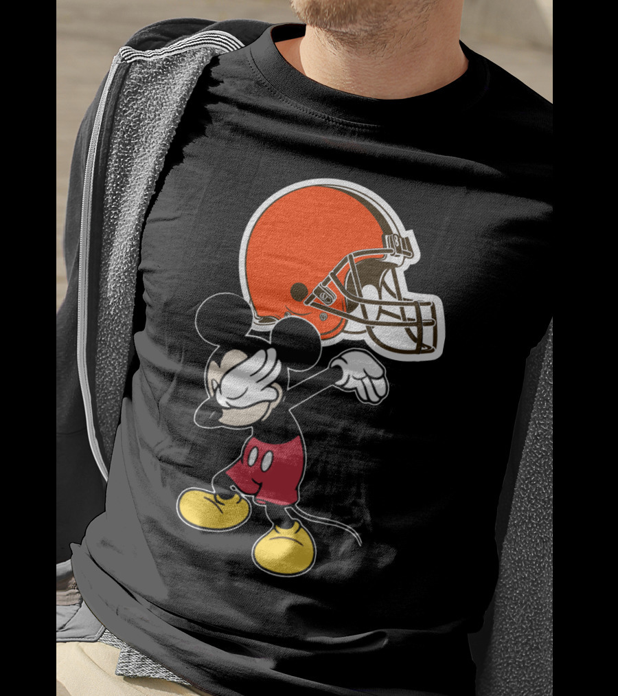 Cleveland Browns Iconic Character Dab With Helmet T-Shirt
