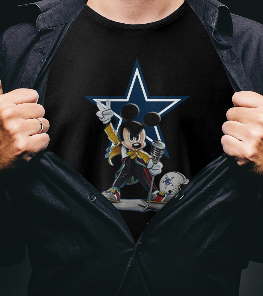 Dallas Cowboys Mickey Star Helmet Mic T-Shirt