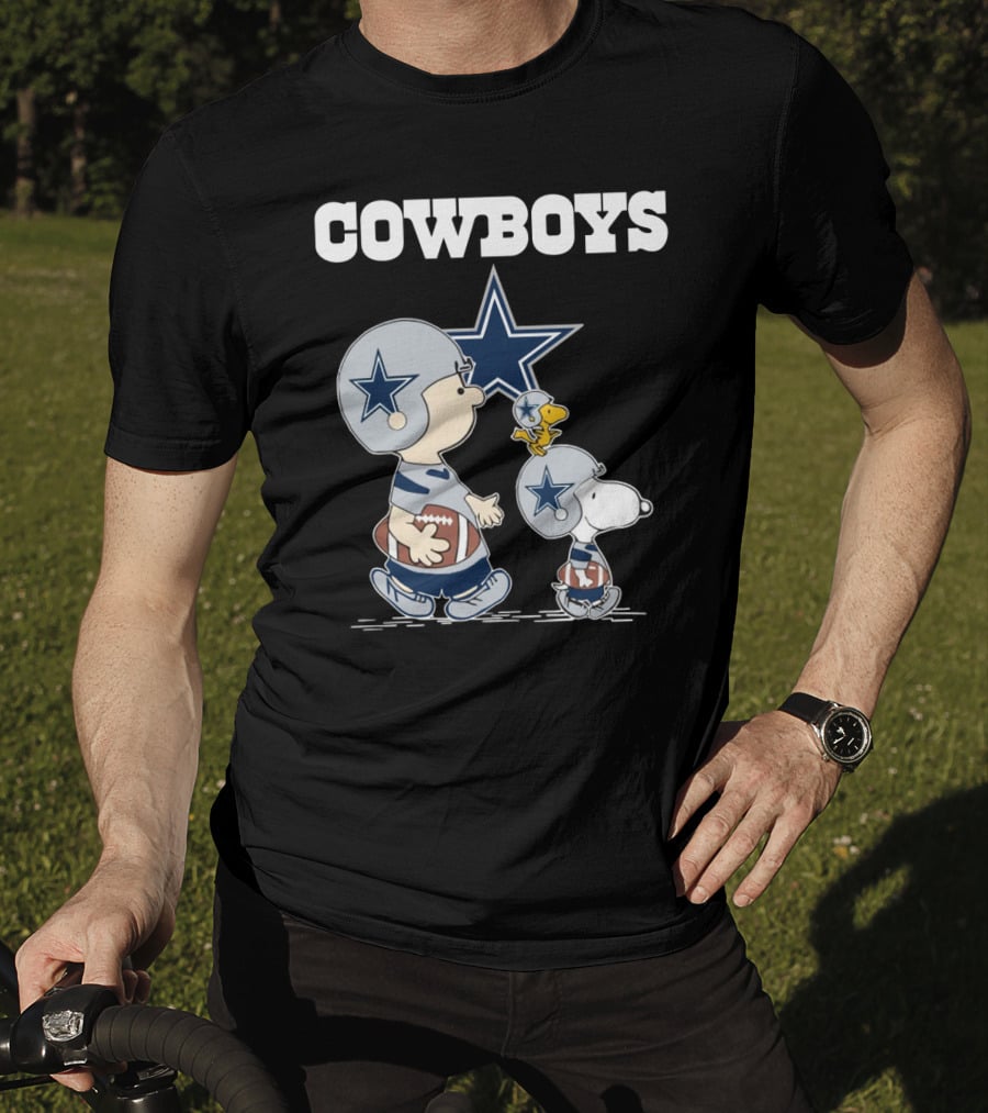 Cowboys Peanuts Characters With Dallas Star Logo Football Helmets T-Shirt