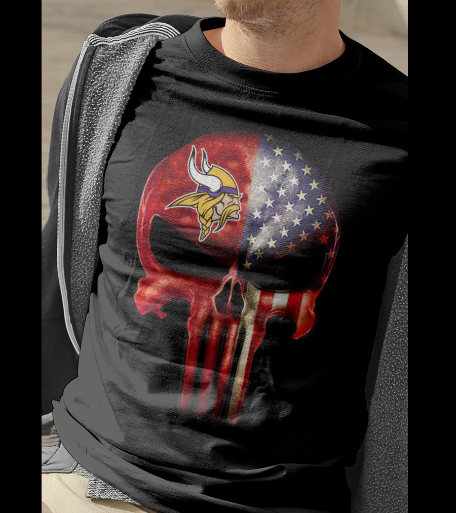 Vikings Skull American Flag Minnesota Fan T-Shirt