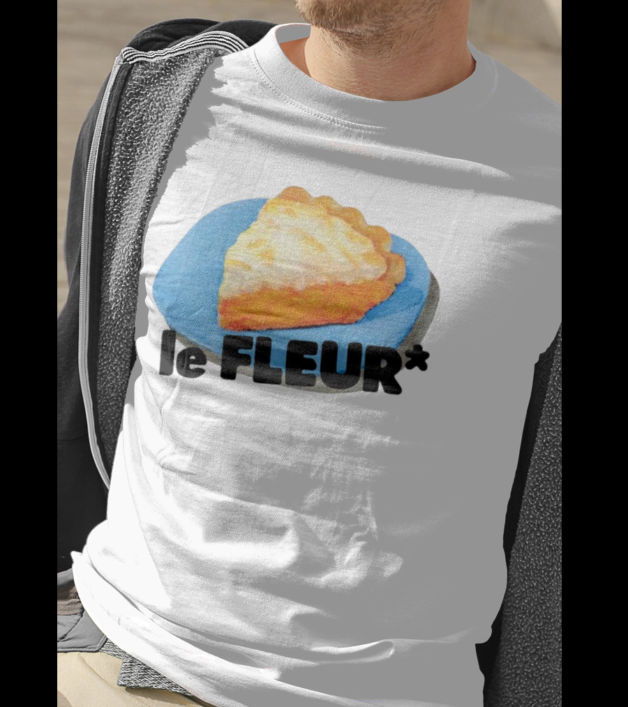 Le Fleur Pie Slice On Blue Plate T-Shirt