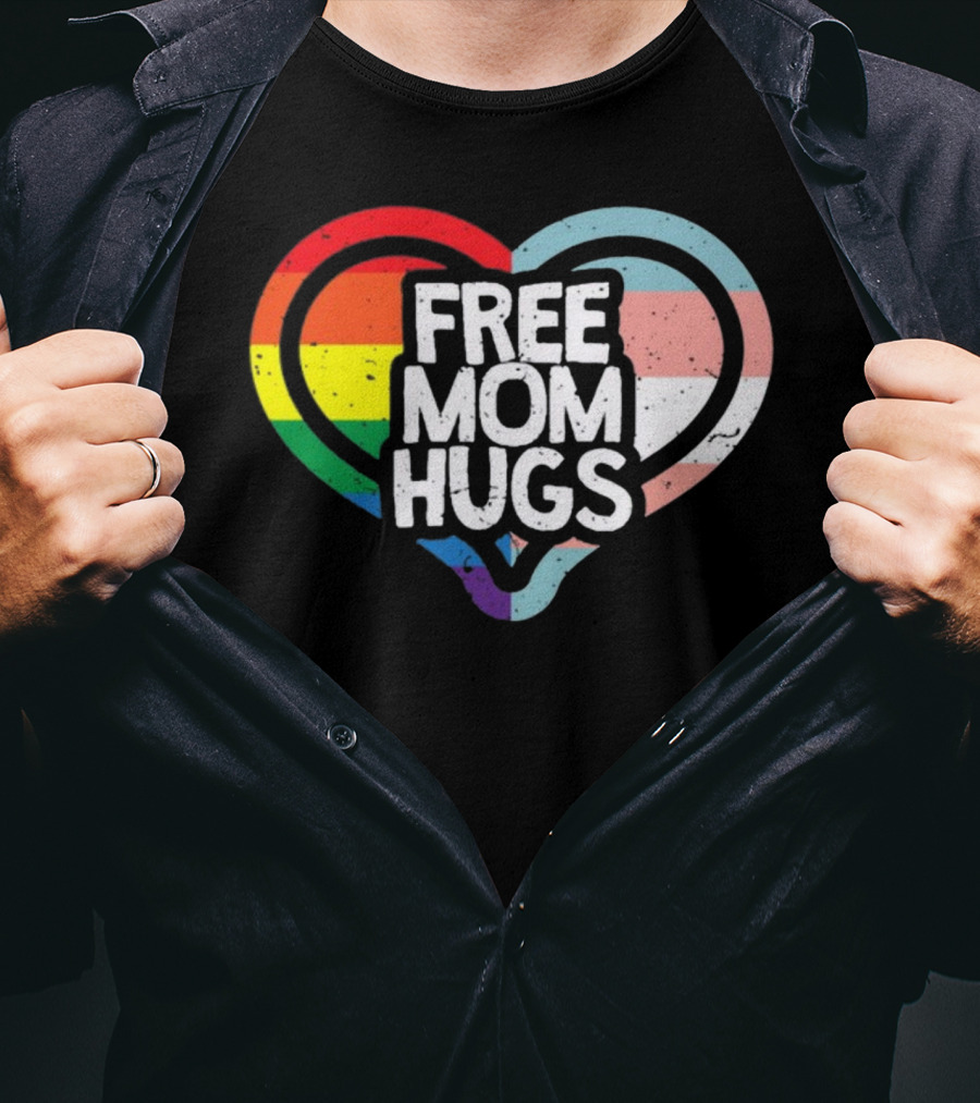 Free Mom Hugs Rainbow Heart Pride Vintage T-Shirt