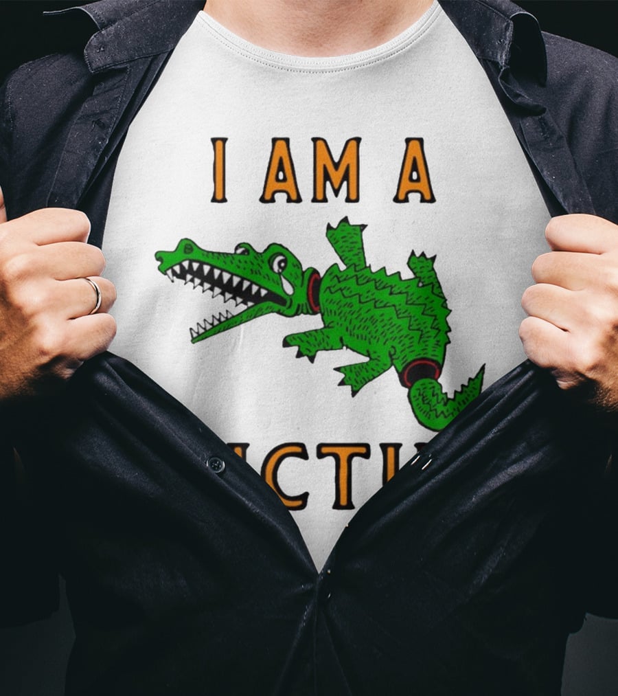 I Am A Victim Green Crocodile Cartoon T-Shirt