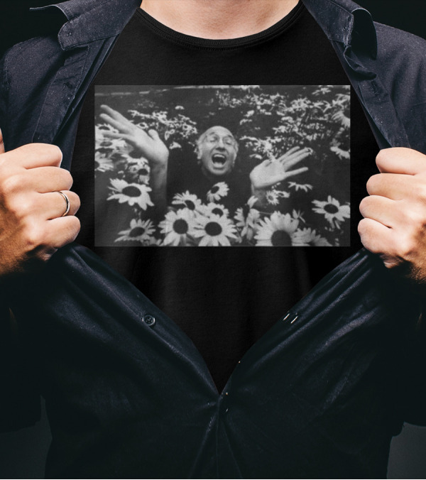 RCurb Larry David Flower Mood Surrounded By Daisies T-Shirt