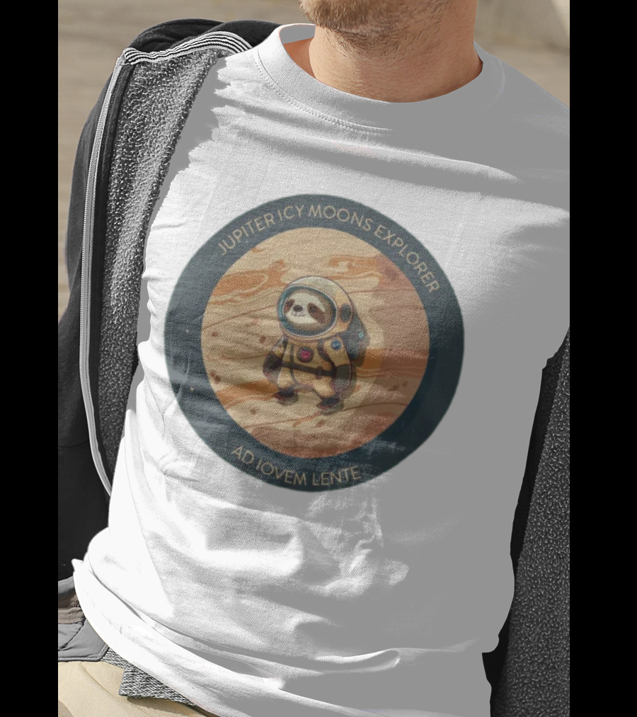 Jupiter Icy Moons Explorer Ad Iovem Lente Space Sloth In Astronaut Suit T-Shirt