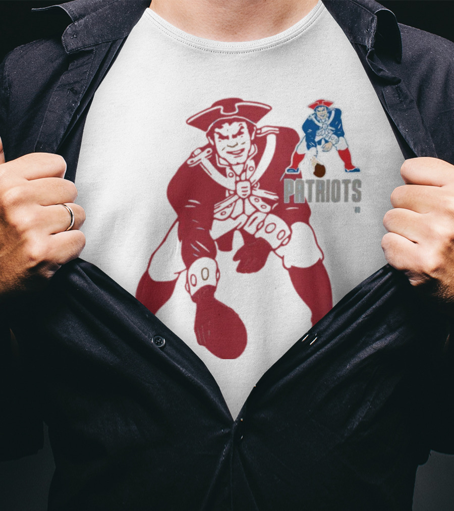 New England Patriots Retro Pat Patriot Football T-Shirt