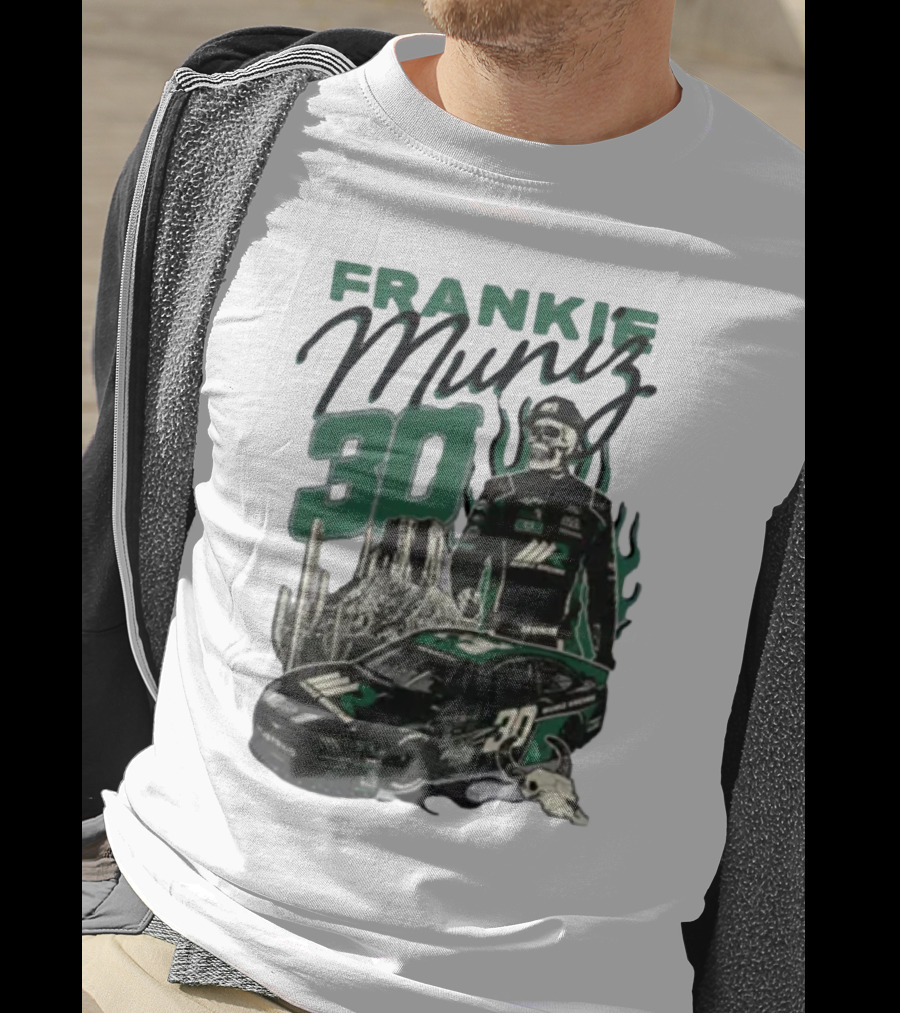 Frankie Muniz Racing Skeleton 30 Desert Car Cactus Skull T-Shirt