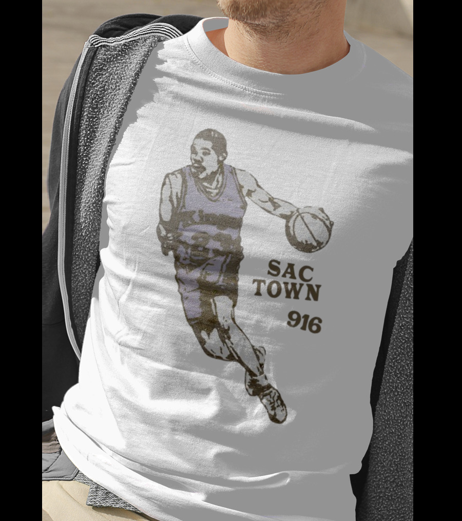 Kevin Huerter Dont Bother Me Im Ing The Kings Sac Town 916 T-Shirt