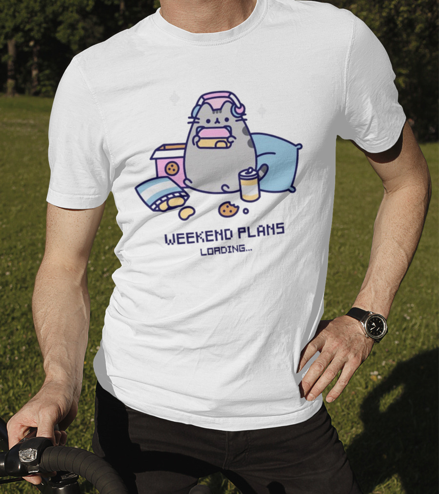 Weekend Plans Loading Pusheen Gaming Snacks Pillow T-Shirt