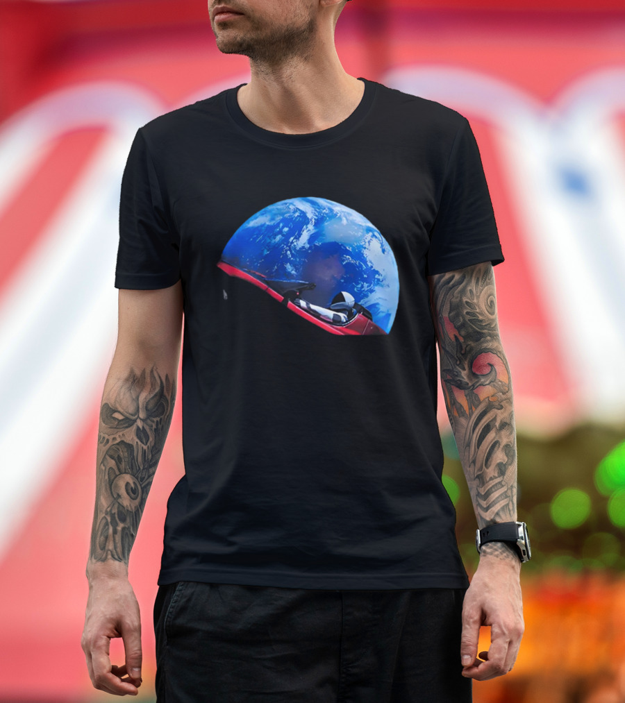 Spacex Starman in Tesla Roadster Orbiting Earth T-Shirt