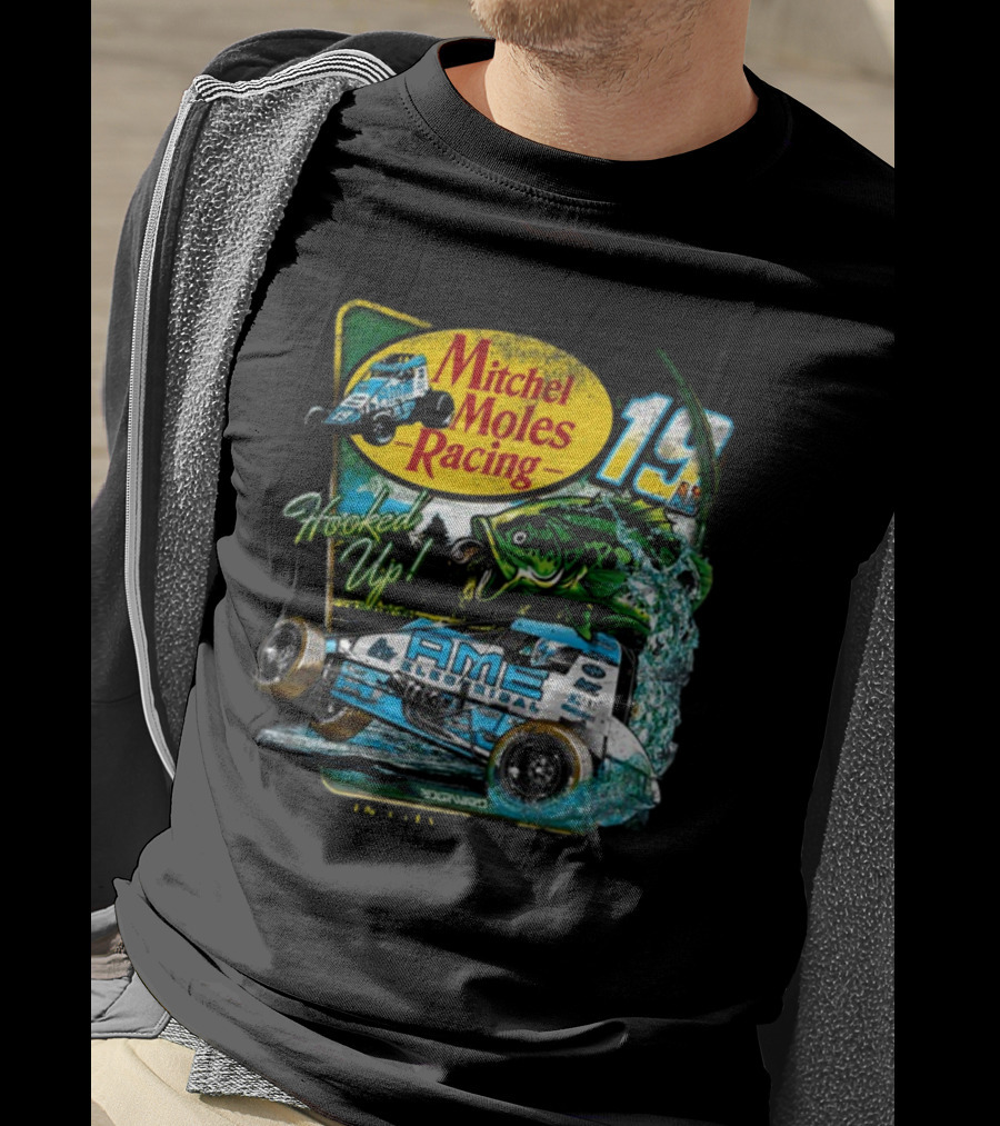Mitchel Moles Racing 19 Hooked Up Raisin City California Sprint Car Bass Fishing T-Shirt