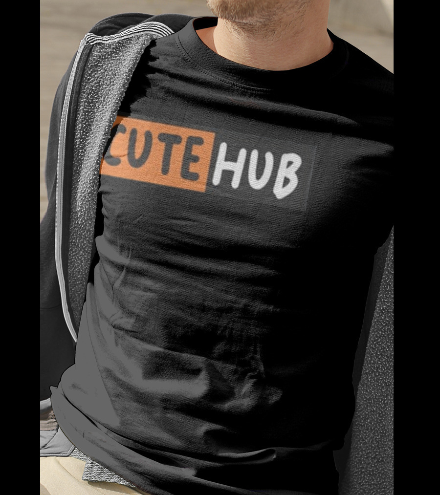 CUTE HUB Bold Contrast T-Shirt