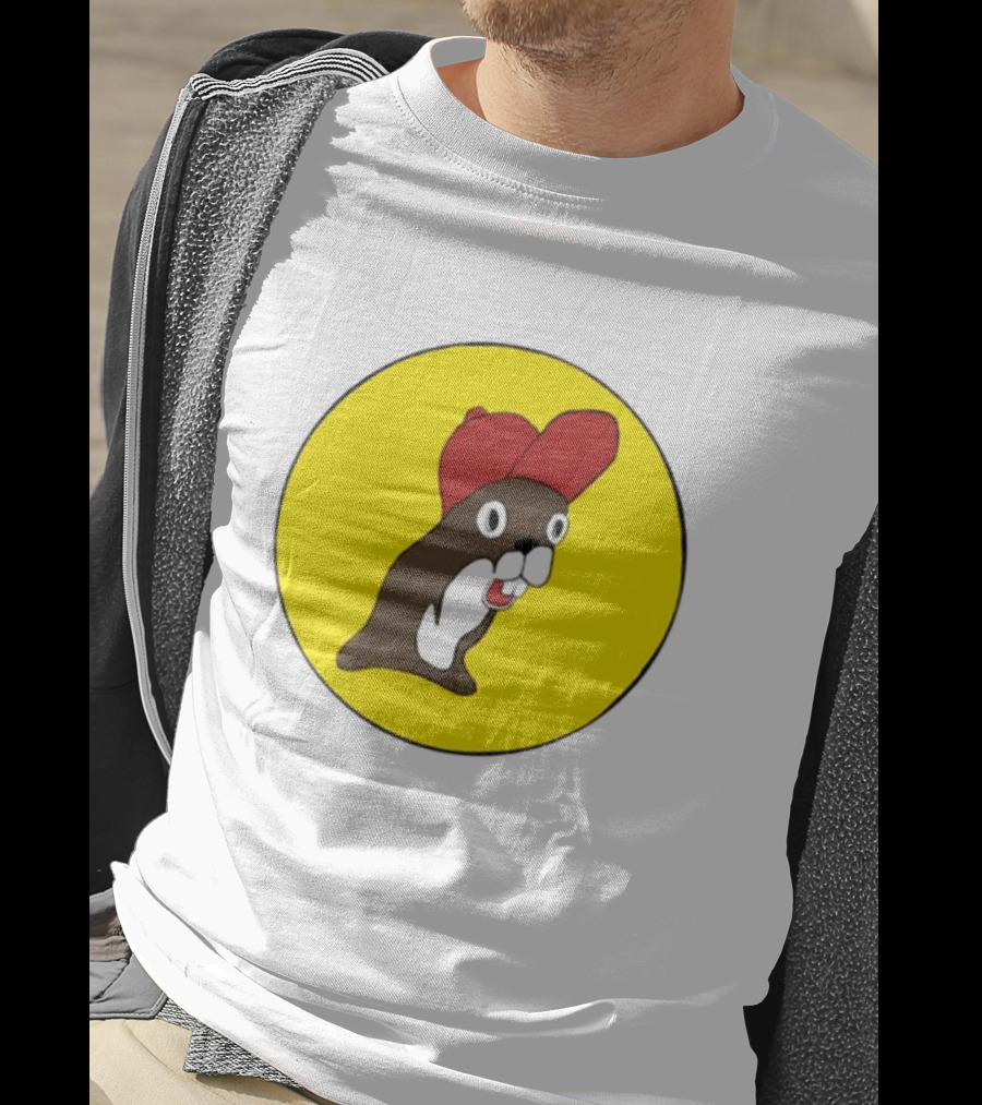 Baby Genius Beaver Red Cap Yellow Circle Buc-ee's Cup T-Shirt