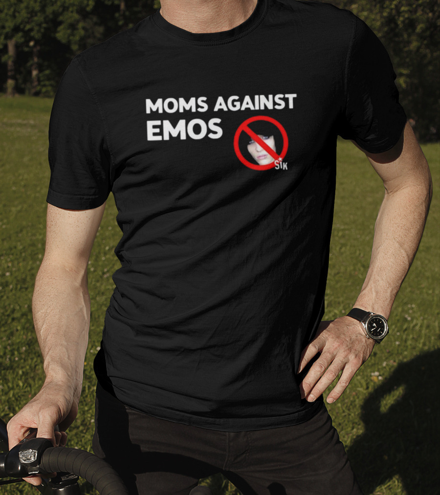 Moms Against Emos With No Emos Symbol And Sik Text T-Shirt