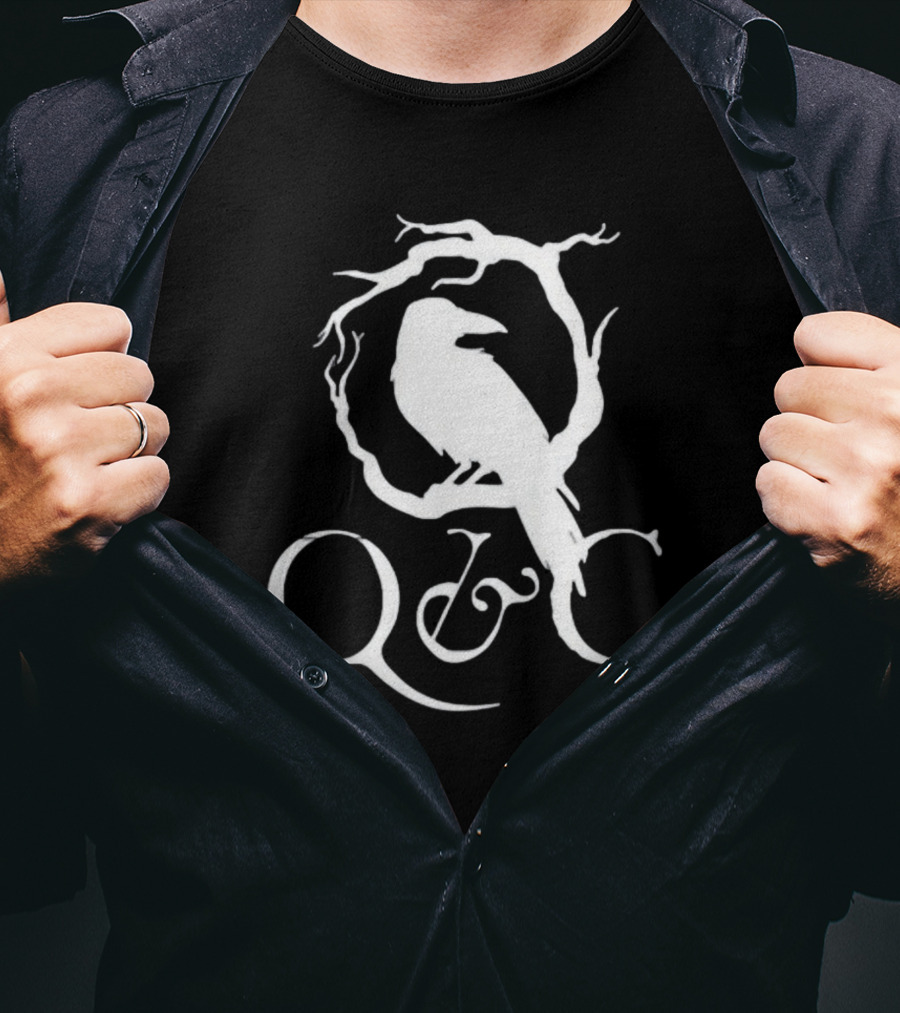 Q&C Heavyweight Bird Silhouette In Tree Branch Circle T-Shirt