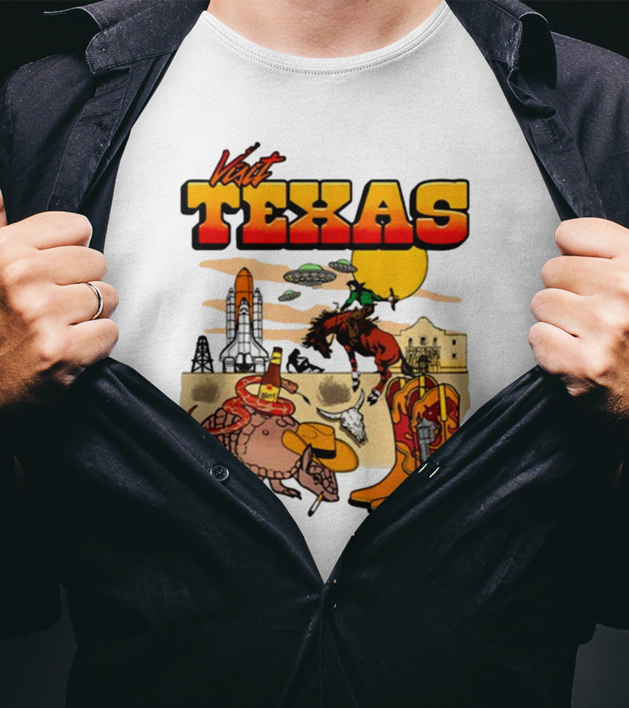 Visit Texas Armadillo Cowboy Boots Space Shuttle UFOs Rodeo Horse Alamo T-Shirt