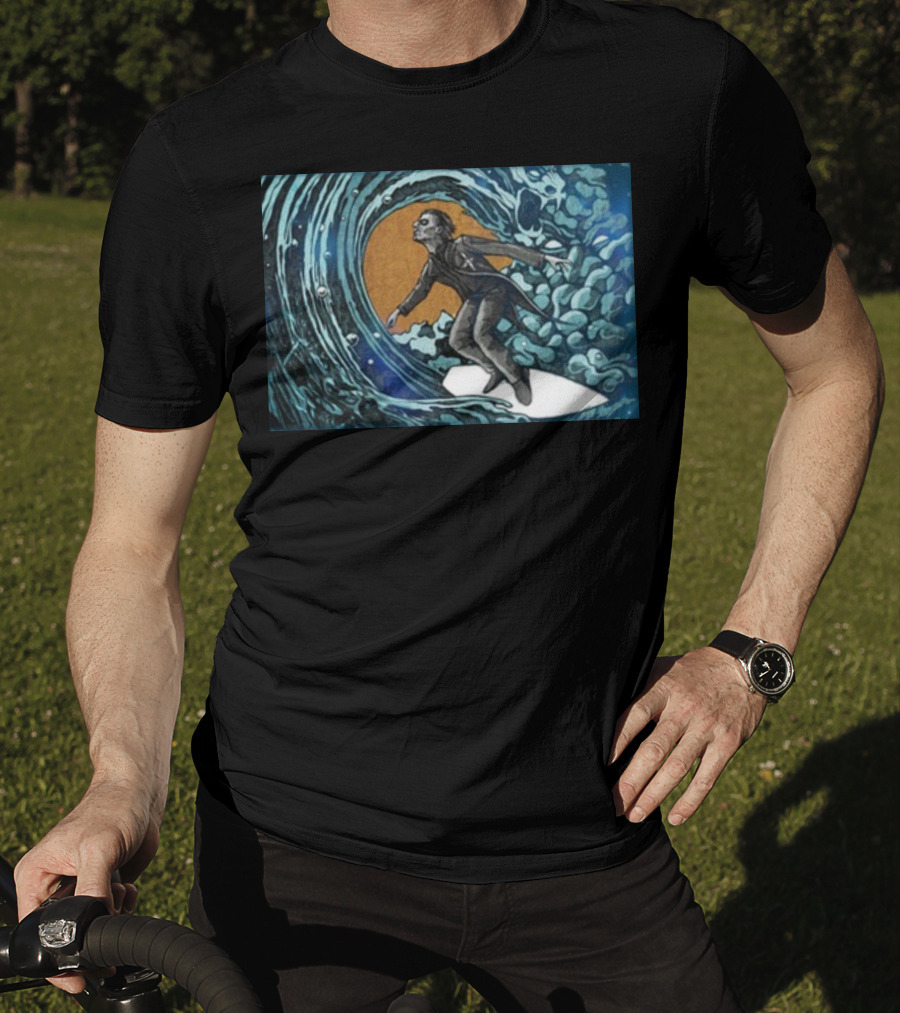 Michael Myers Surfing Massive Wave Halloween T-Shirt