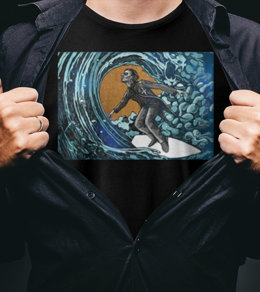 Michael Myers Surfing Massive Wave Halloween T-Shirt