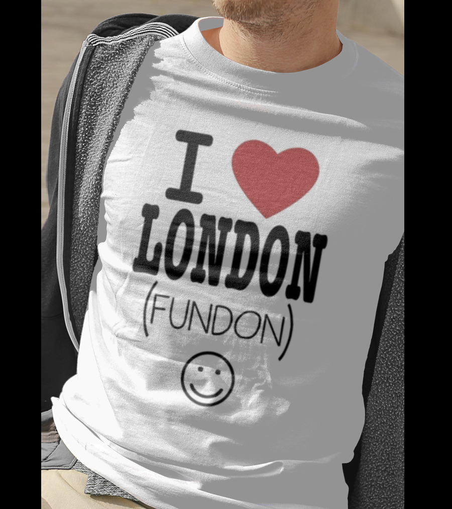 Taylor Swift's I Heart London Fundon Smiley T-Shirt