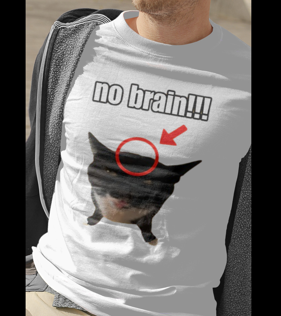 No Brain Cat With Red Circle And Arrow T-Shirt