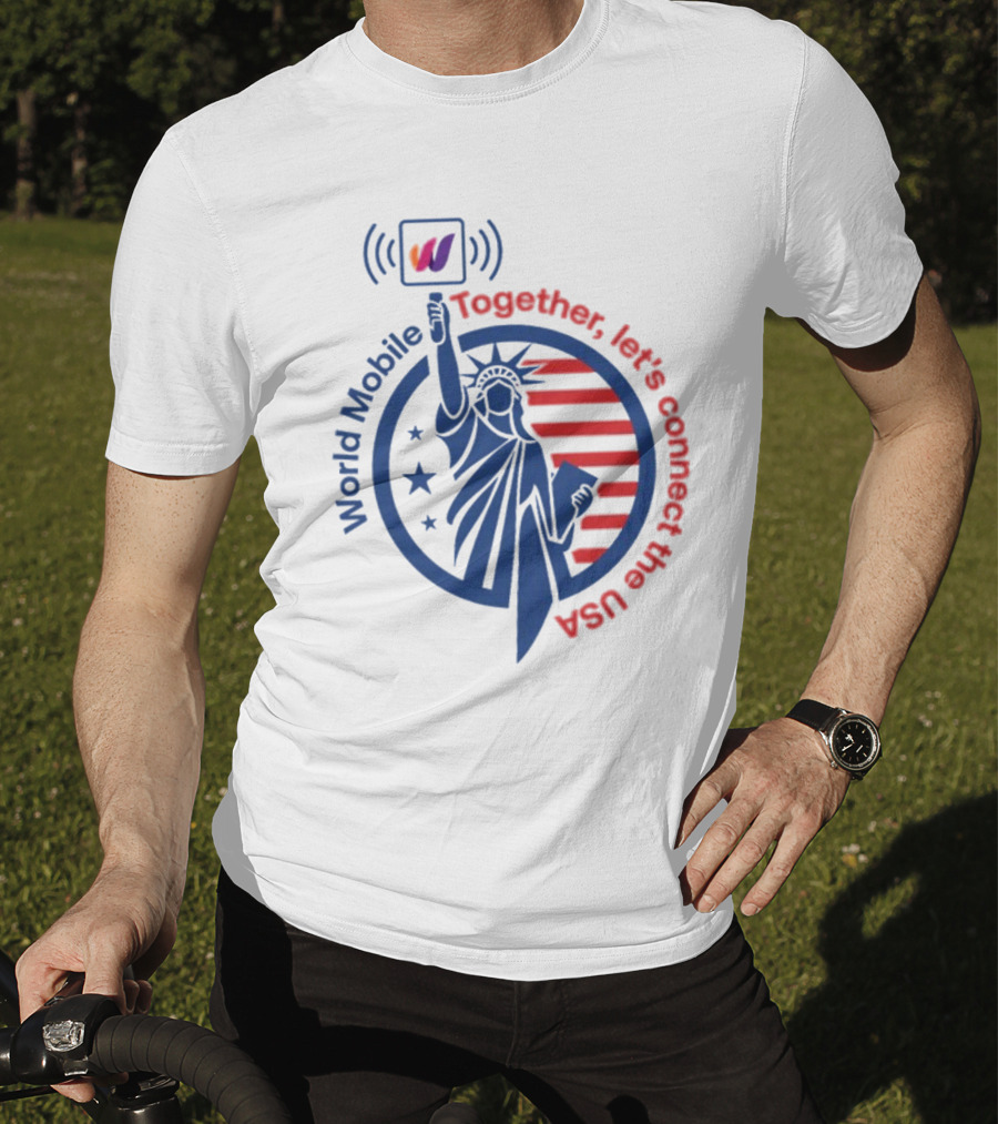 World Mobile Statue Of Liberty Connect The USA T-Shirt