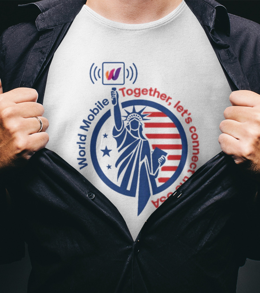 World Mobile Statue Of Liberty Connect The USA T-Shirt