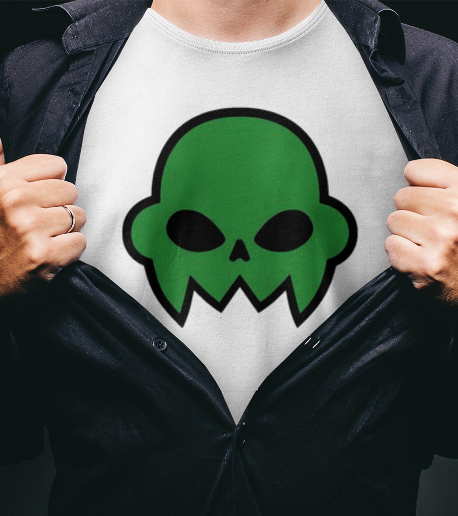 Jake's Green Skull Iconic Halloween Shadow T-Shirt
