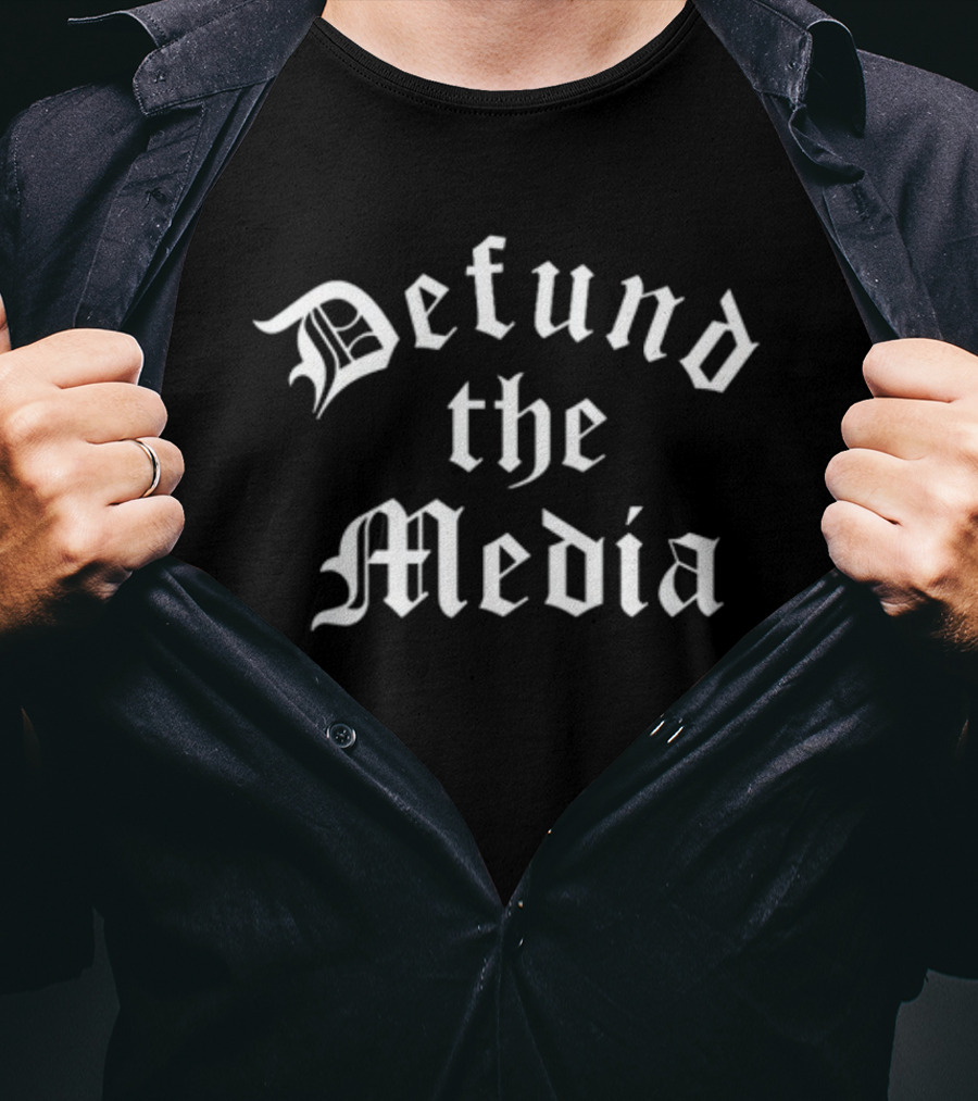 Dave Portnoy Defund The Media Classic Gothic Font T-Shirt