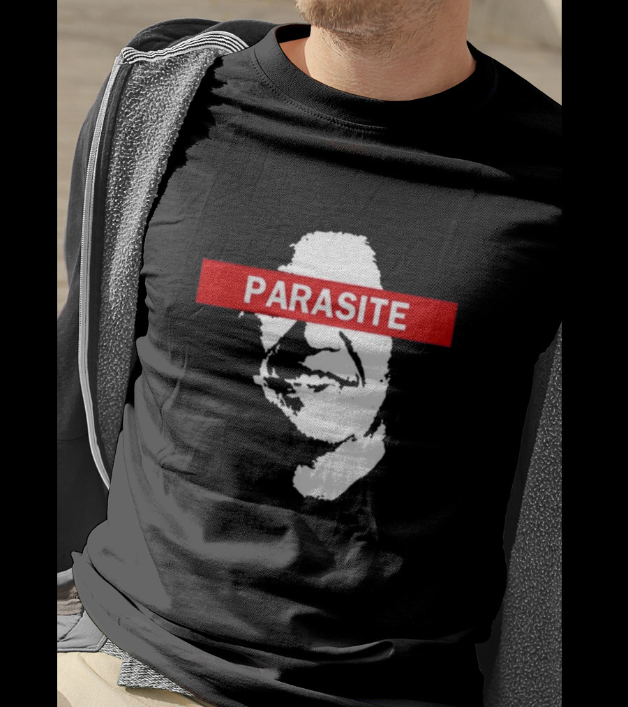 Nabunturanguy Davaomigrant Parasite Face Red Bar Iconic T-Shirt